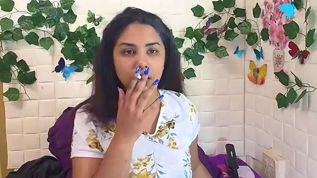 Snapshot of IndiaSexyStripper4u chatting on 09/16/25, 05:03 IndiaSexyStripper4u online show from 09/16/25, 05:03