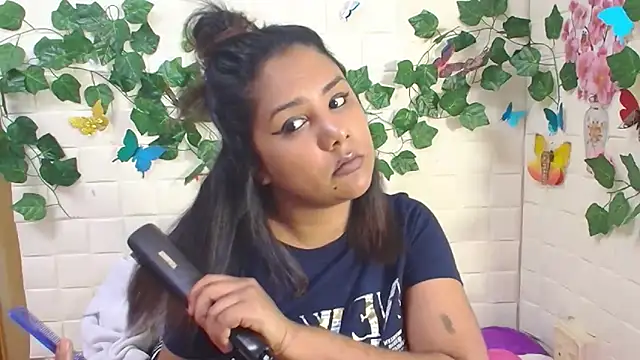 Snapshot of IndiaSexyStripper4u chatting on 09/08/25, 04:50 IndiaSexyStripper4u online show from 09/08/25, 04:50