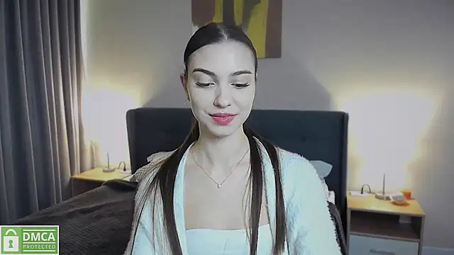 Snapshot of elza_rose chatting on 04/25/26, 10:40 elza rose online show from 04/25/26, 10:40