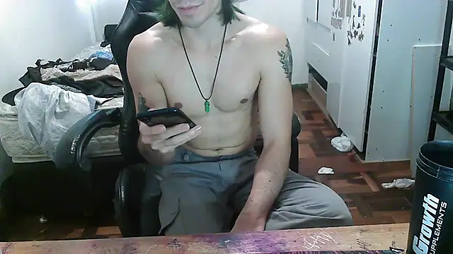 Snapshot of SHACOklown chatting on 09/28/25, 03:30 SHACOklown online show from 09/28/25, 03:30
