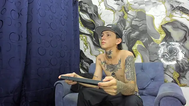 StraightBoy Nick online show from 05/29/26, 04:40