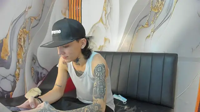 StraightBoy Nick online show from 03/03/26, 04:19