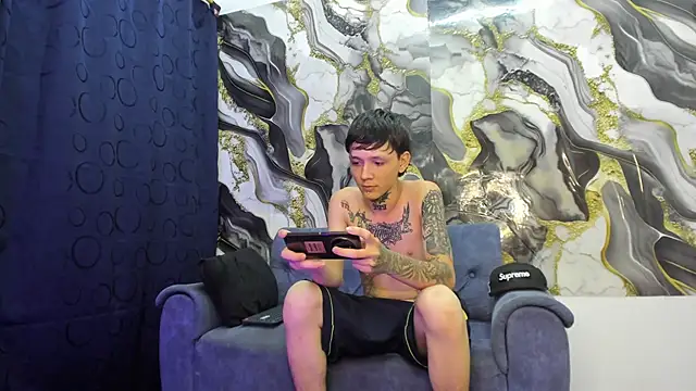 StraightBoy Nick online show from 05/20/26, 06:43