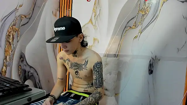 StraightBoy Nick online show from 02/25/26, 07:58