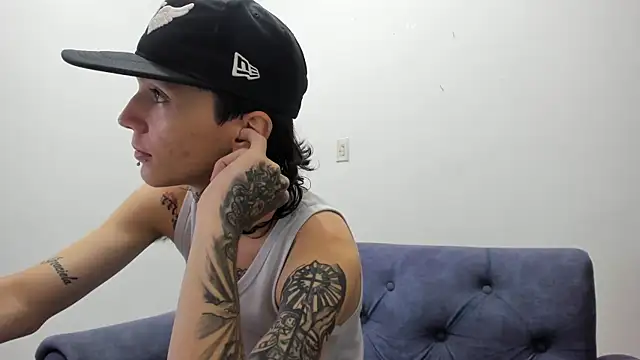 StraightBoy Nick online show from 04/03/26, 04:19