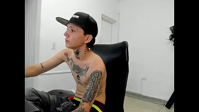 StraightBoy Nick online show from 05/14/26, 04:09