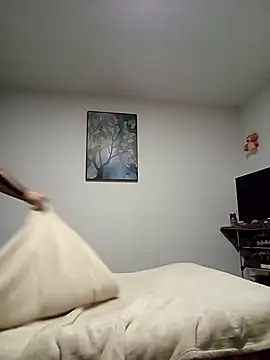 Snapshot of Kasandra_000 chatting on 12/17/25, 12:21 Kasandra 000 online show from 12/17/25, 12:21