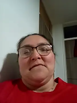 Snapshot of Kasandra_000 chatting on 12/01/25, 10:43 Kasandra 000 online show from 12/01/25, 10:43