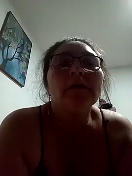 Snapshot of Kasandra_000 chatting on 12/02/25, 11:12 Kasandra 000 online show from 12/02/25, 11:12