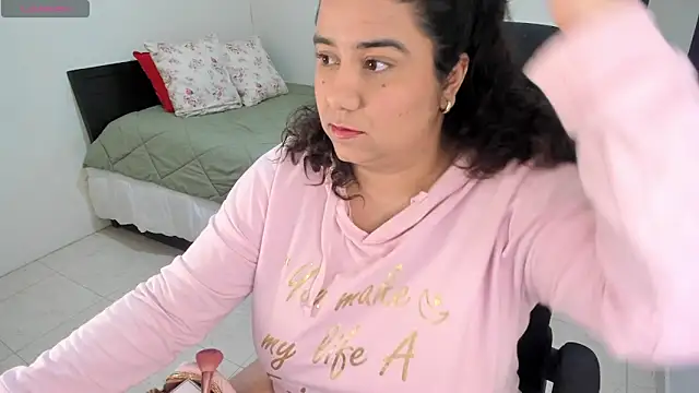 MariamCastiblanco online show from 04/22/26, 08:26