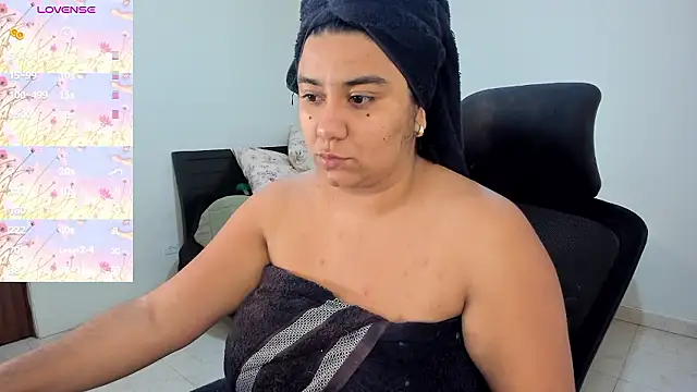 Snapshot of MariamCastiblanco chatting on 01/09/26, 06:59 MariamCastiblanco online show from 01/09/26, 06:59