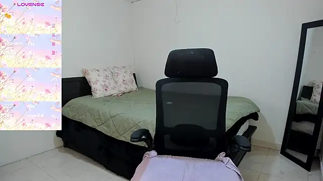 MariamCastiblanco online show from 02/13/26, 04:07