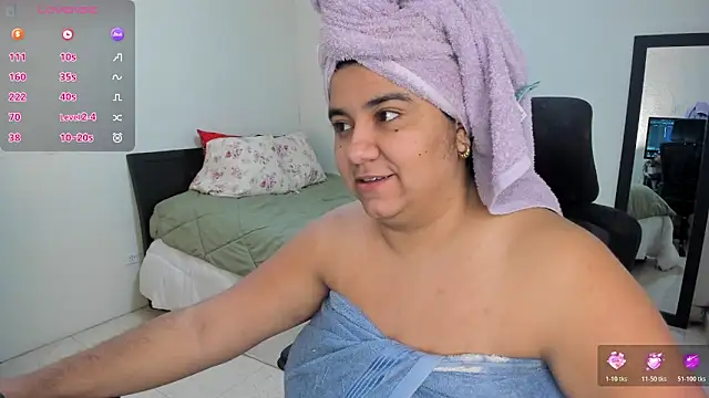 Snapshot of MariamCastiblanco chatting on 06/17/26, 03:55 MariamCastiblanco online show from 06/17/26, 03:55