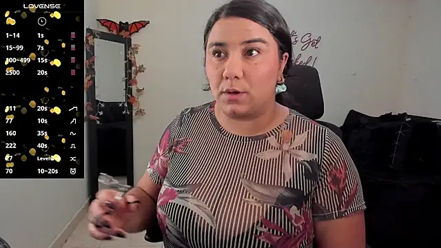 Snapshot of MariamCastiblanco chatting on 10/07/25, 02:01 MariamCastiblanco online show from 10/07/25, 02:01