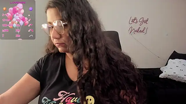 Snapshot of MariamCastiblanco chatting on 11/05/25, 11:52 MariamCastiblanco online show from 11/05/25, 11:52