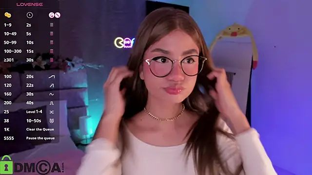 Arinextdoor online show from 12/17/25, 09:20