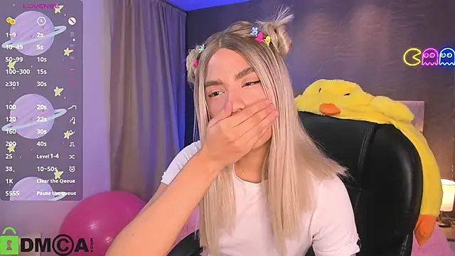 Arinextdoor online show from 09/08/25, 09:25