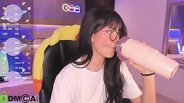 Arinextdoor online show from 09/14/25, 10:43