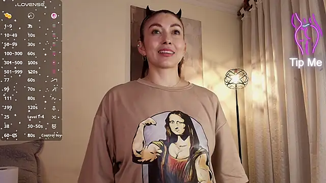 siren indira  online show from 03/05/26, 09:54