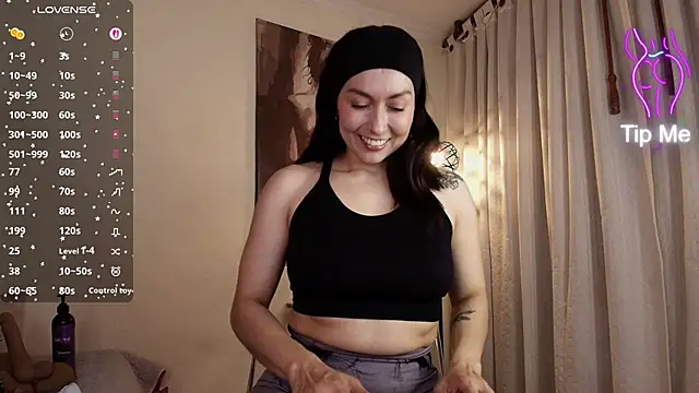 siren indira  online show from 03/21/26, 08:13