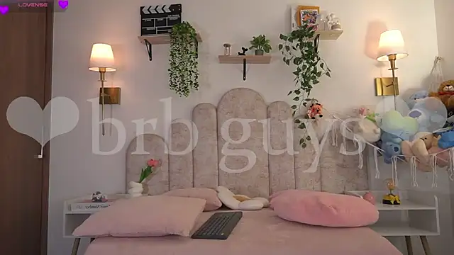 violeth     online show from 03/27/26, 01:01