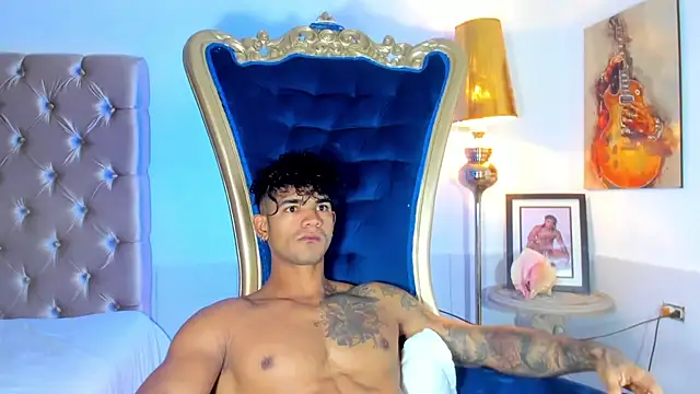 Snapshot of antonio__444 chatting on 07/01/26, 12:27 antonio 444 online show from 07/01/26, 12:27