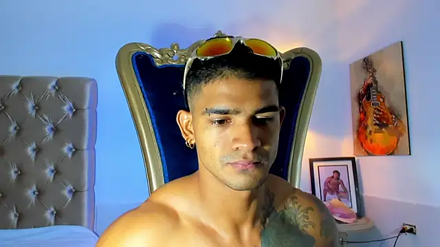 antonio  444 online show from 04/29/26, 06:58