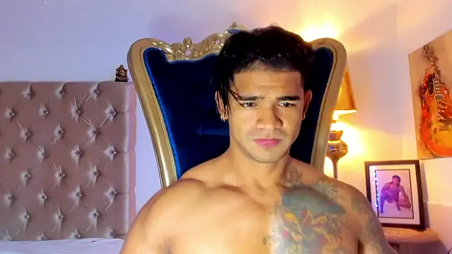 antonio  444 online show from 11/23/25, 12:04