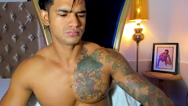 antonio  444 online show from 11/18/25, 11:24