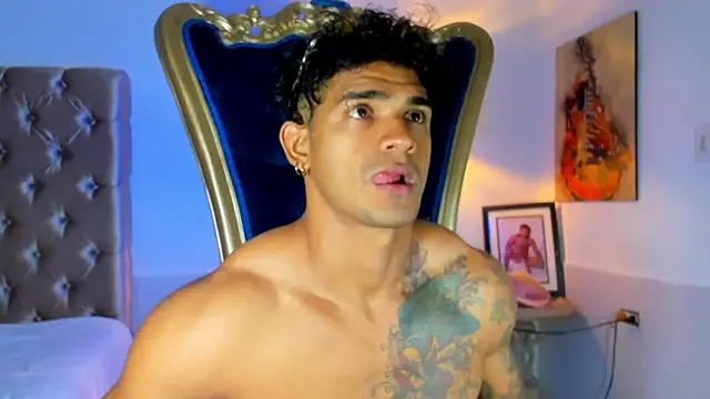 antonio  444 online show from 05/06/26, 01:42
