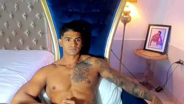 antonio  444 online show from 11/10/25, 11:37