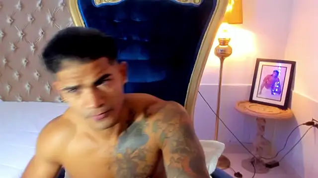 antonio  444 online show from 10/29/25, 11:42