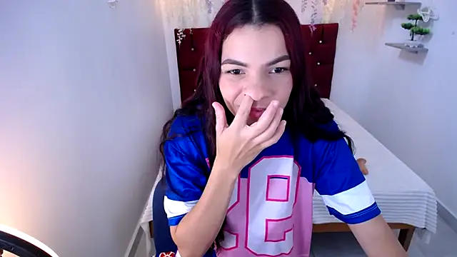 Snapshot of wild_couple_sex_69 chatting on 06/17/26, 01:21 wild couple sex 69 online show from 06/17/26, 01:21