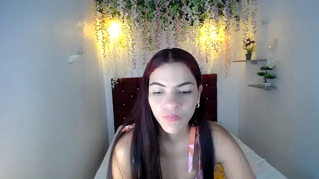 Snapshot of wild_couple_sex_69 chatting on 05/18/26, 01:27 wild couple sex 69 online show from 05/18/26, 01:27