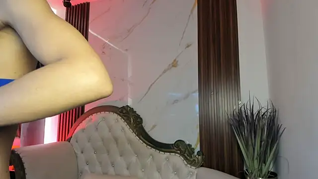 CoralieBronson online show from 11/06/25, 08:35