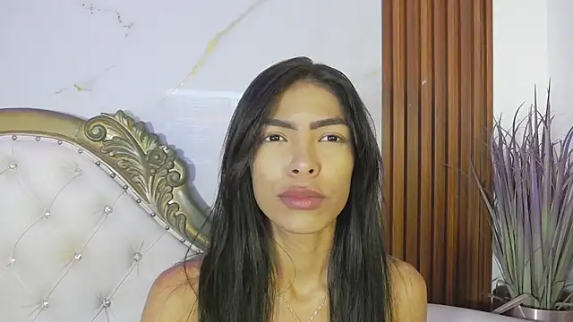 CoralieBronson online show from 11/15/25, 09:52