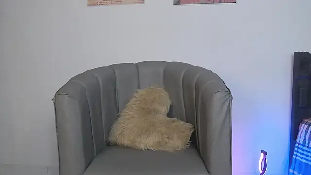 CoralieBronson online show from 02/21/26, 09:28