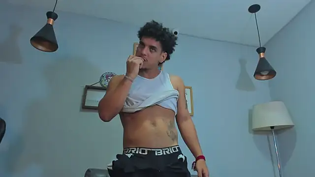 Xfire boy69 online show from 12/15/25, 02:12