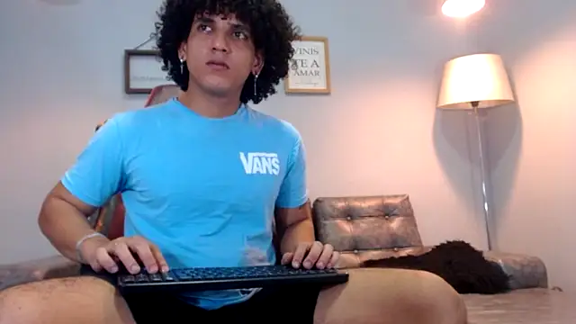 Xfire boy69 online show from 11/15/25, 03:27