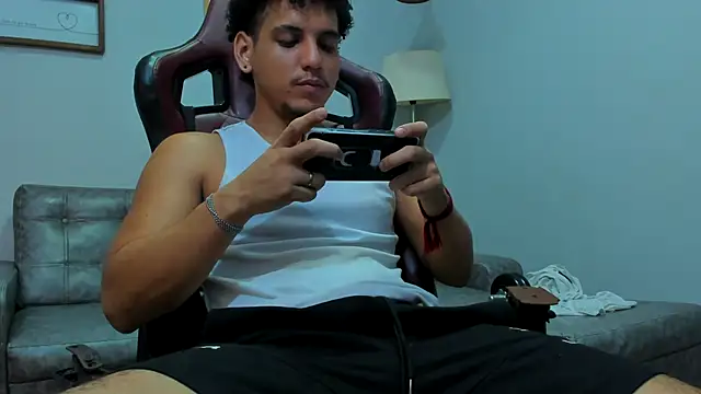 Xfire boy69 online show from 12/18/25, 05:06