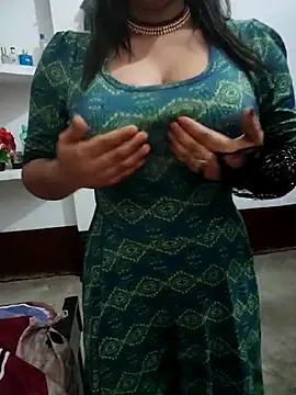 hot grieal1 online show from 11/03/25, 07:39