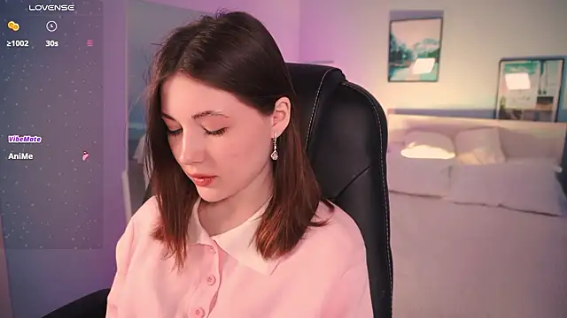 Snapshot of Kimmie_shine chatting on 02/10/26, 08:24 Kimmie shine online show from 02/10/26, 08:24