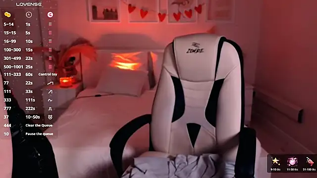 Snapshot of Kimmie_shine chatting on 02/17/26, 11:29 Kimmie shine online show from 02/17/26, 11:29