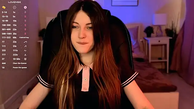 Snapshot of Kimmie_shine chatting on 06/11/26, 03:53 Kimmie shine online show from 06/11/26, 03:53