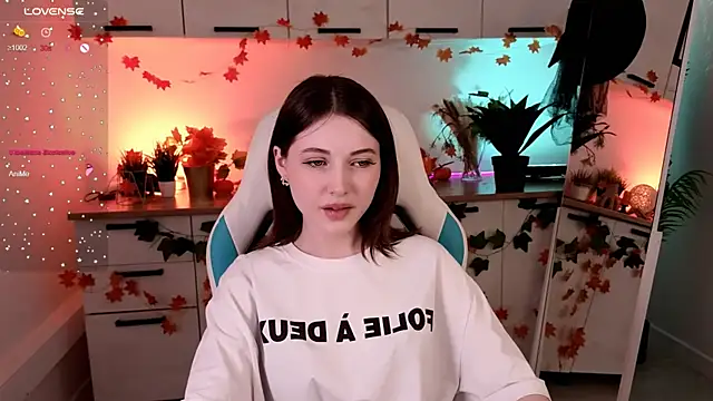 Kimmie shine online show from 11/06/25, 03:27