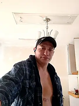 Zetaloco26 online show from 10/24/25, 04:28