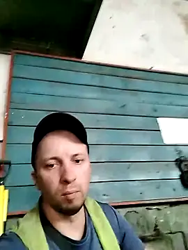 hornny boy35 online show from 06/18/26, 11:15