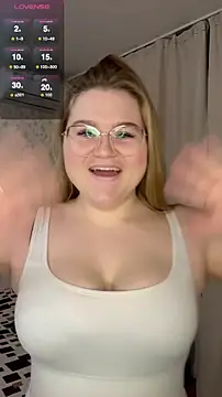 Snapshot of Monahosks chatting on 02/23/26, 03:45 Monahosks online show from 02/23/26, 03:45