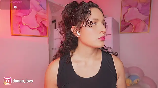 Dannaa Lovs online show from 11/06/25, 05:50