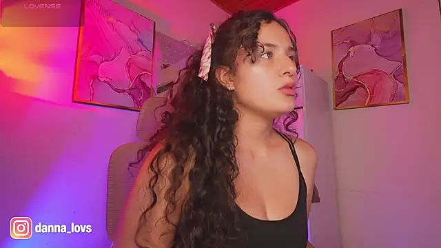 Dannaa Lovs online show from 11/08/25, 06:33